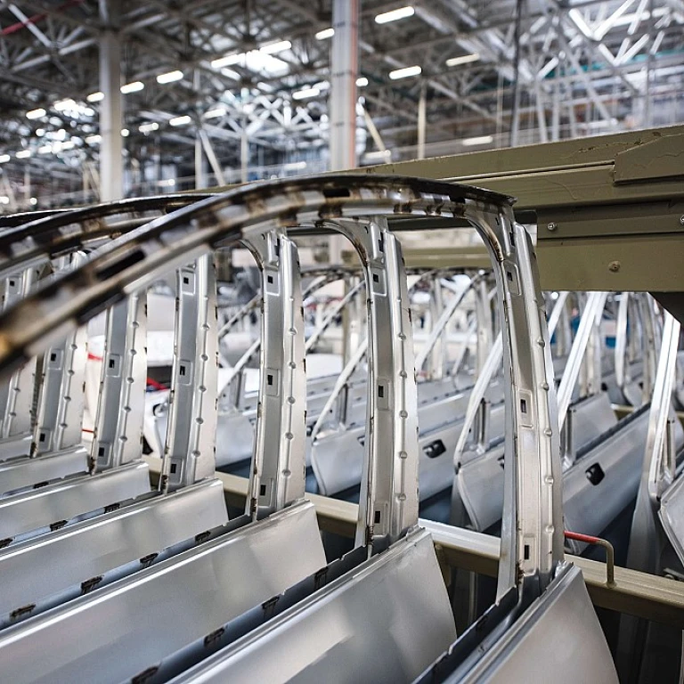 Les avantages d'une voiture sans permis rouge